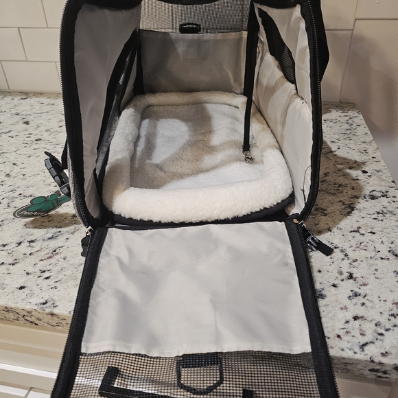 Pet Carrier Travel Bag - Gray Dog Carrier with Mesh Window - Picture 8 of 10